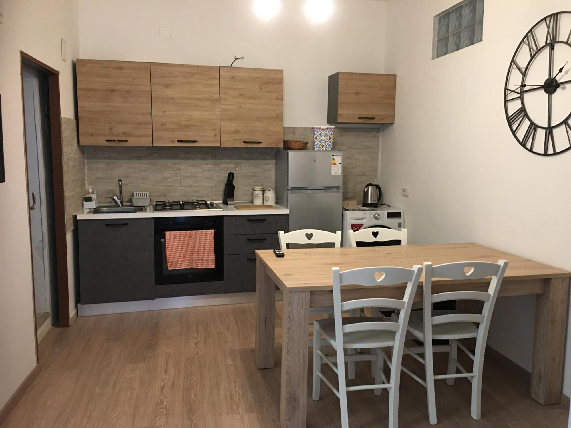 דירות קטאניה La Casa Nell'Antico Cortile מראה חיצוני תמונה